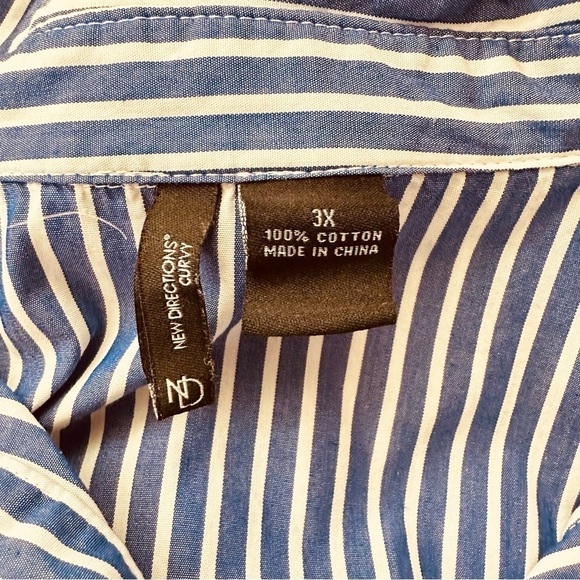 New Directions Curvy Blue & White Striped Floral Embroidered Women’s Top Size 3X - Picture 7 of 9